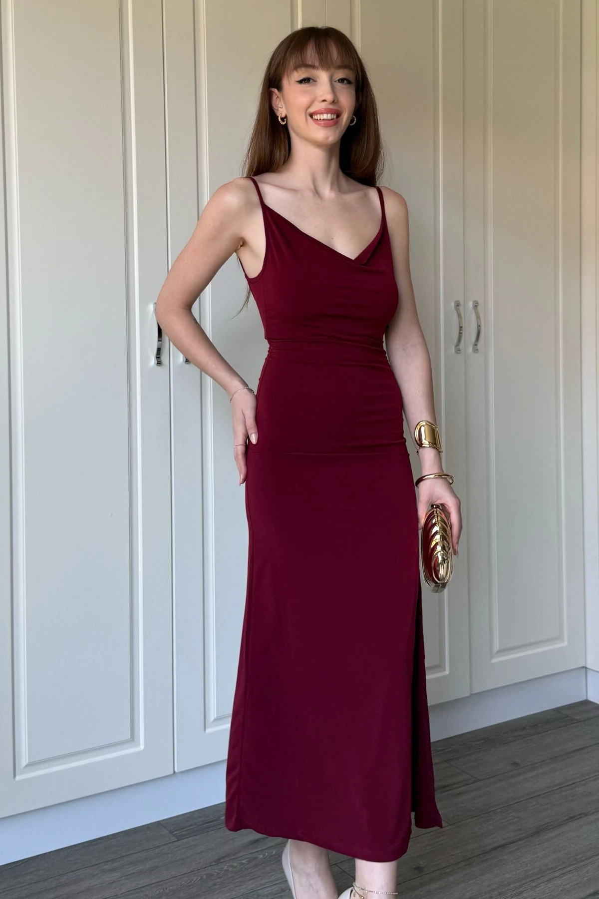 Sandy Kumaş Degaje Yaka  Uzun Elbise