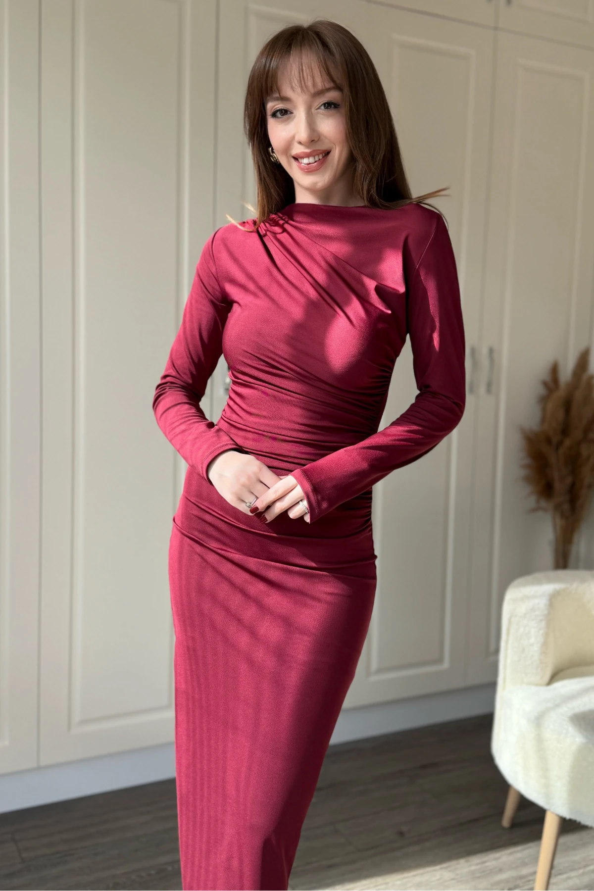 Zarif Drapeli Uzun Kollu Midi Bordo Elbise