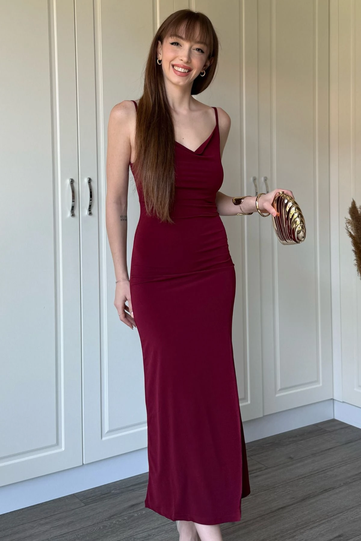 Sandy Kumaş Degaje Yaka  Uzun Elbise