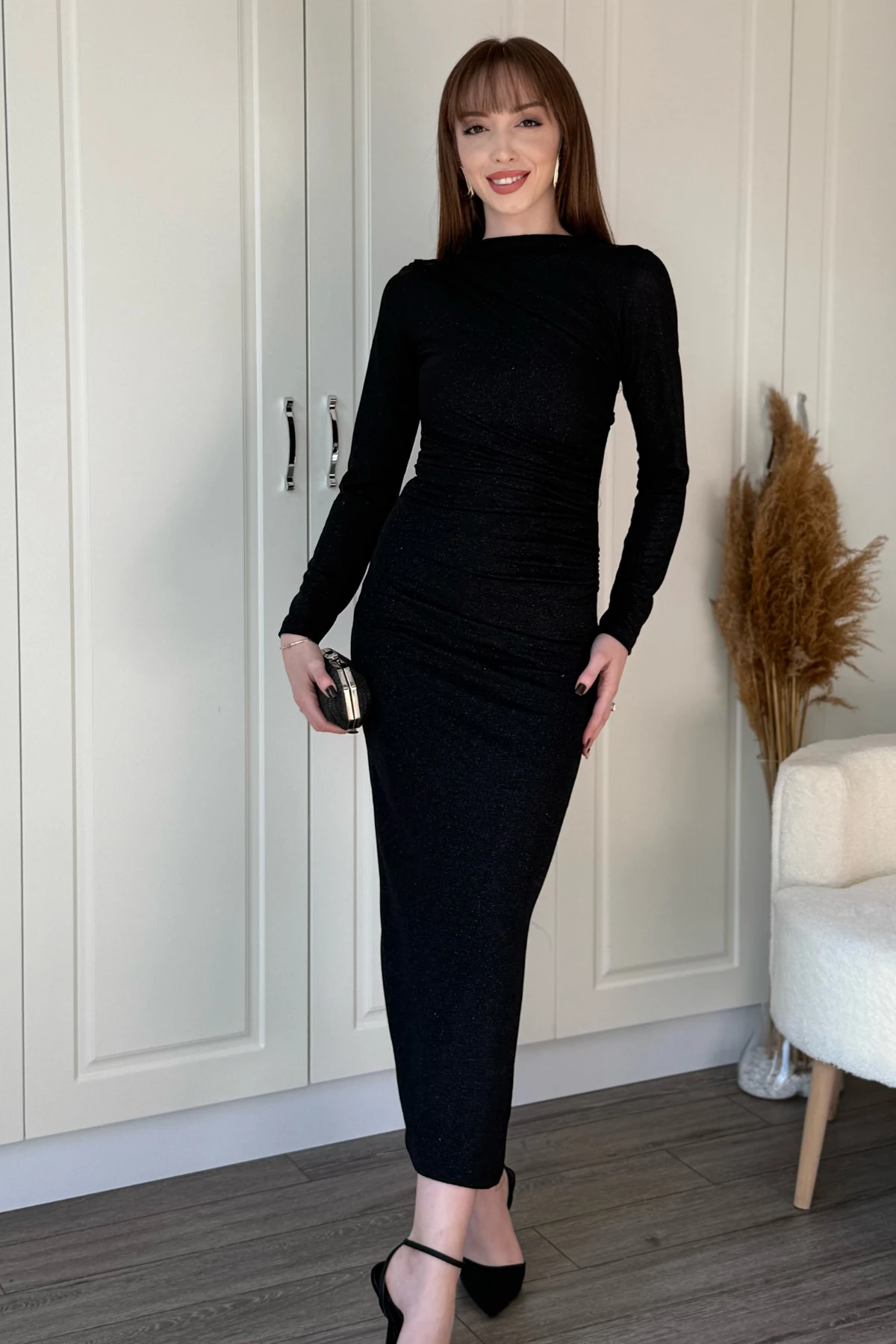 Simli Drapeli Uzun Kollu Zarif ve Şık Midi Elbise