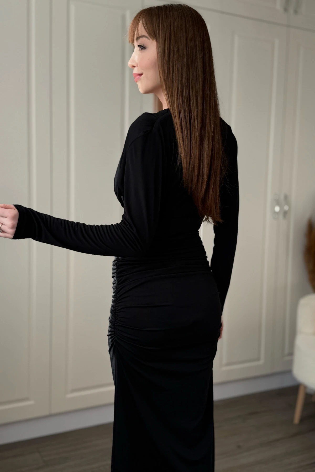 Vatkalı Gold Kemeri Çıkarılabilir Midi Drapeli Elbise