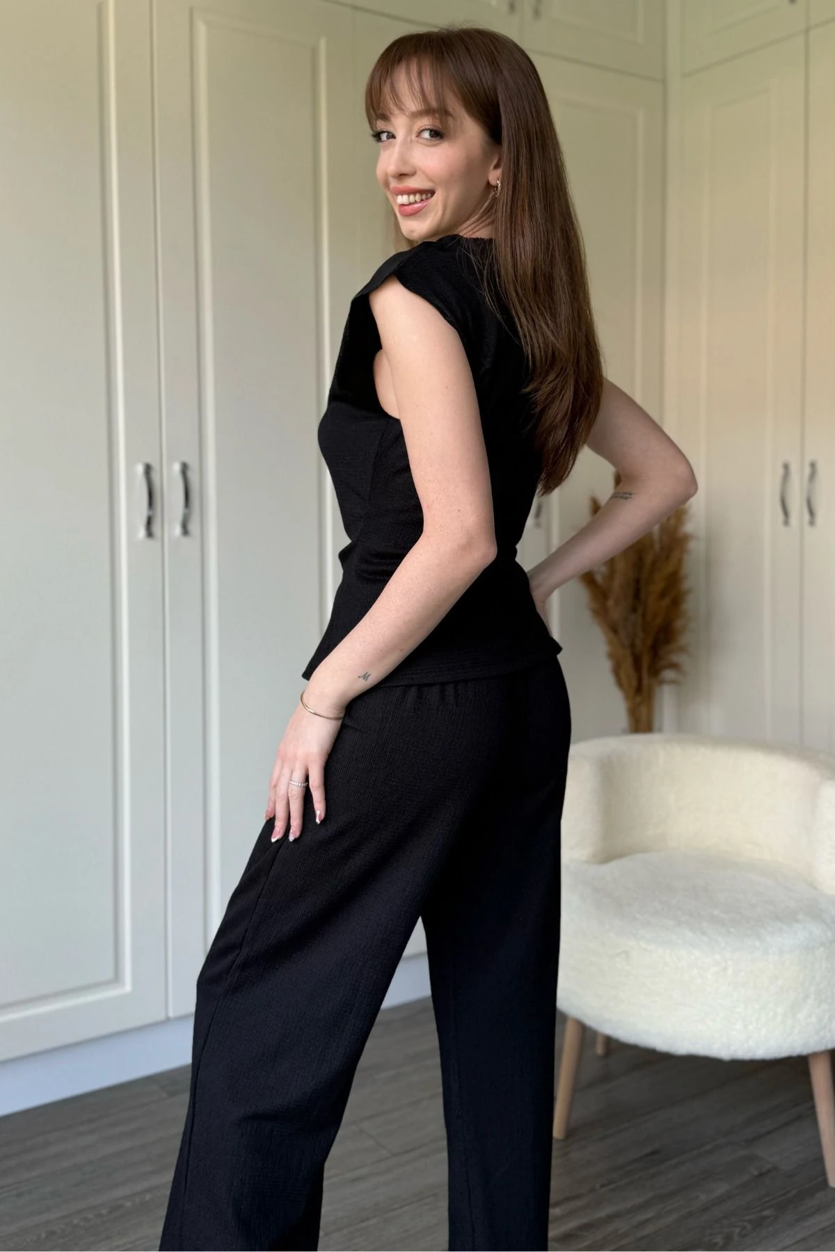 Aksesuar Detaylı Kahverengi Pantolon Takım