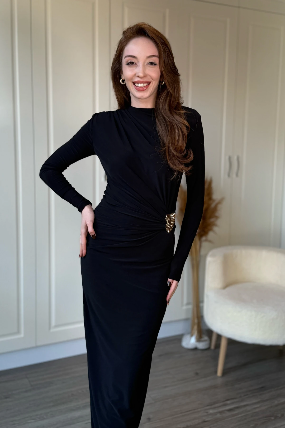 Omuz Drapeli Bel Aksesuarlı Maxi Elbise