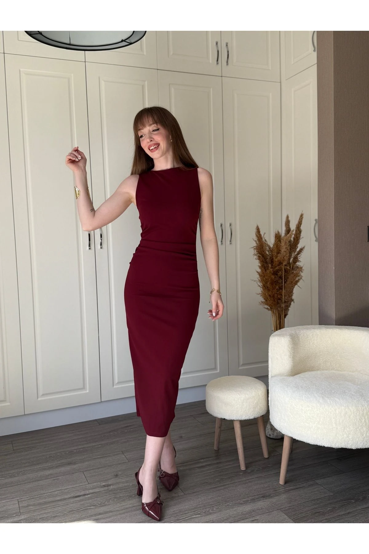 Drapeli Midi Askılı Sırt Detaylı Elbise
