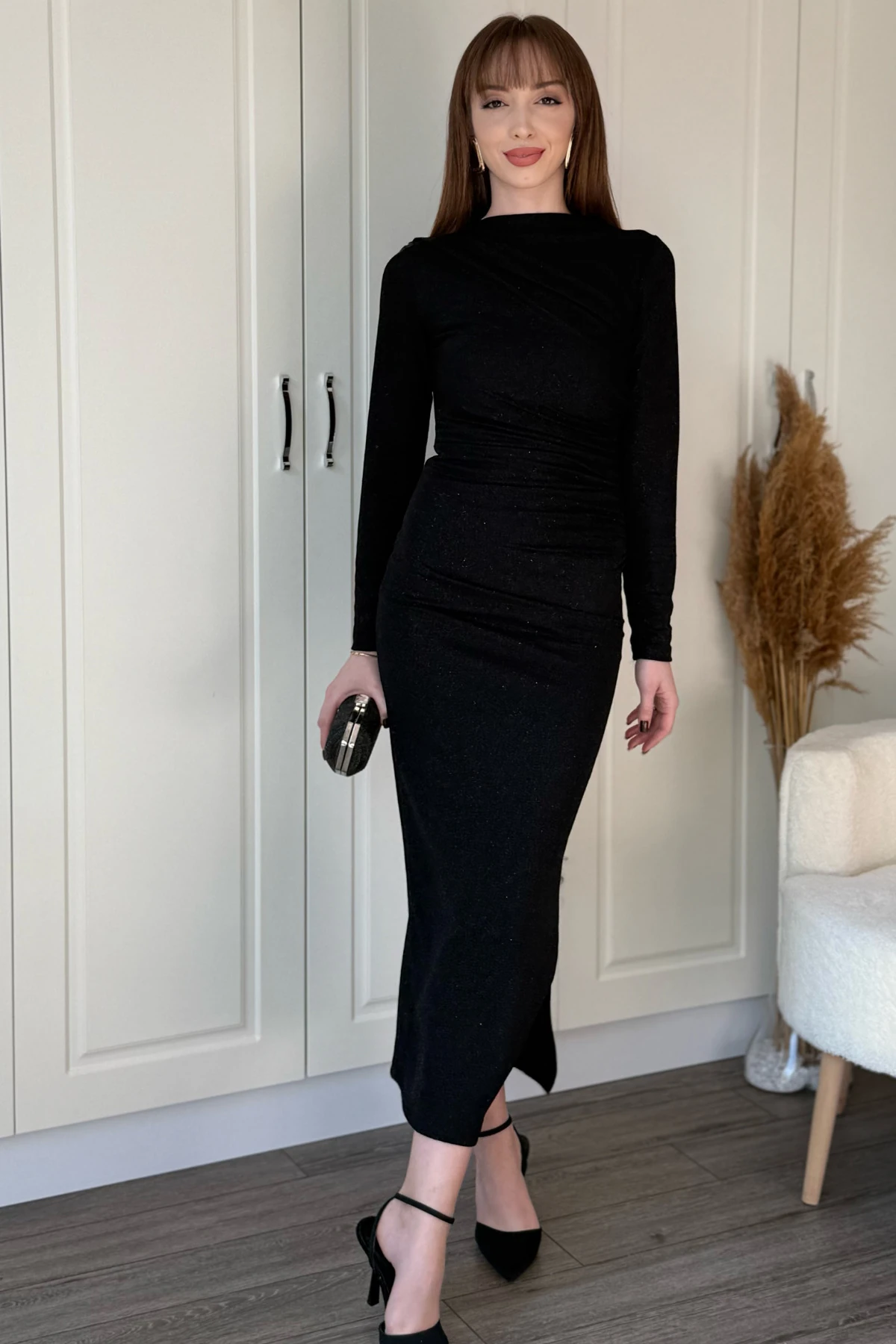 Simli Drapeli Uzun Kollu Zarif ve Şık Midi Elbise