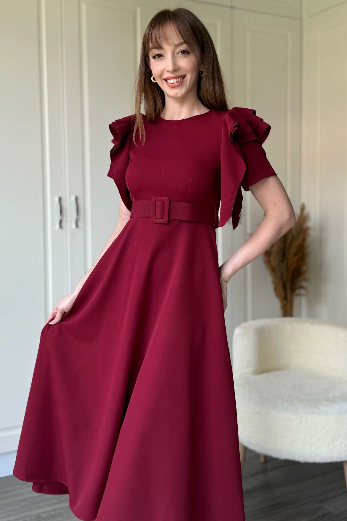 Fırfır Detaylı Kemerli Midi Kloş Bordo Elbise