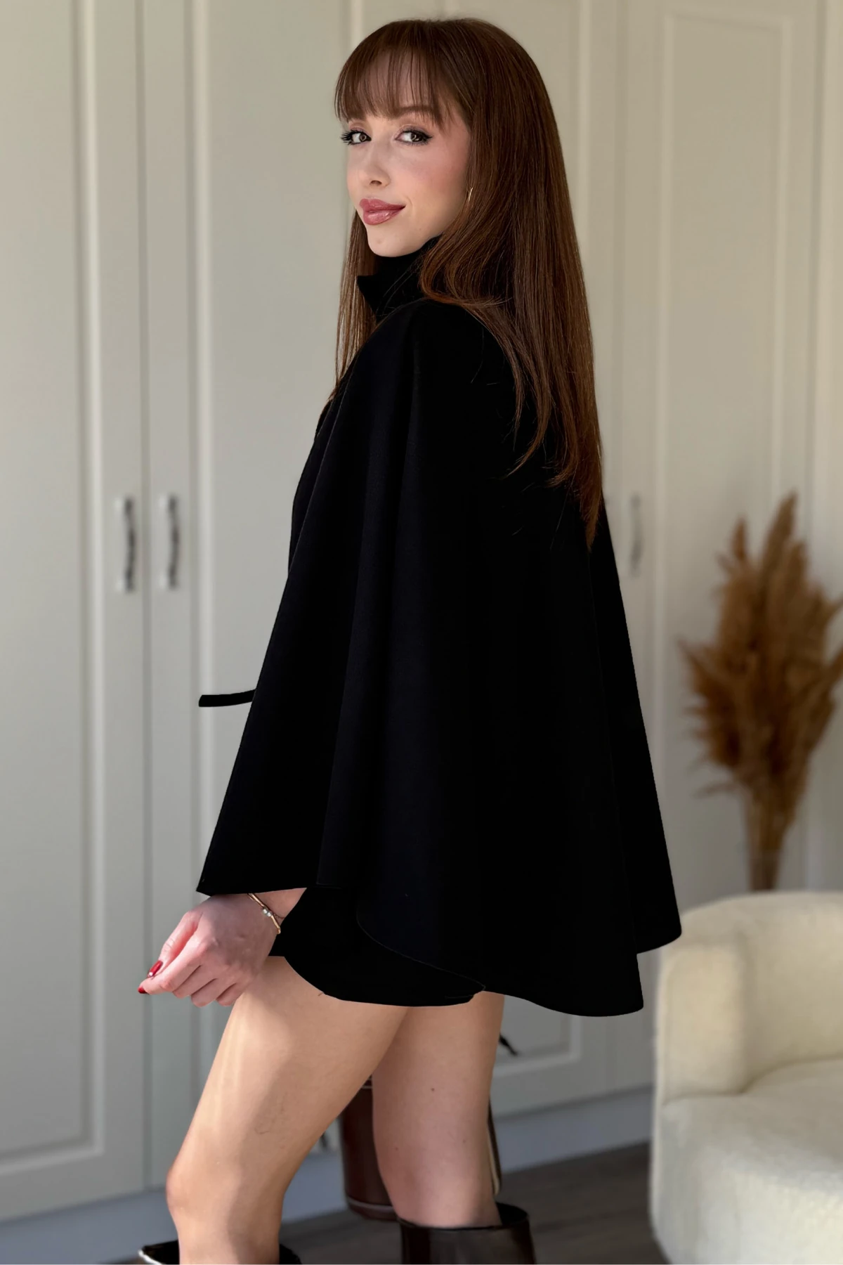 Kemeri Çıkarılabilir Gold Düğmeli Kaşe Panço