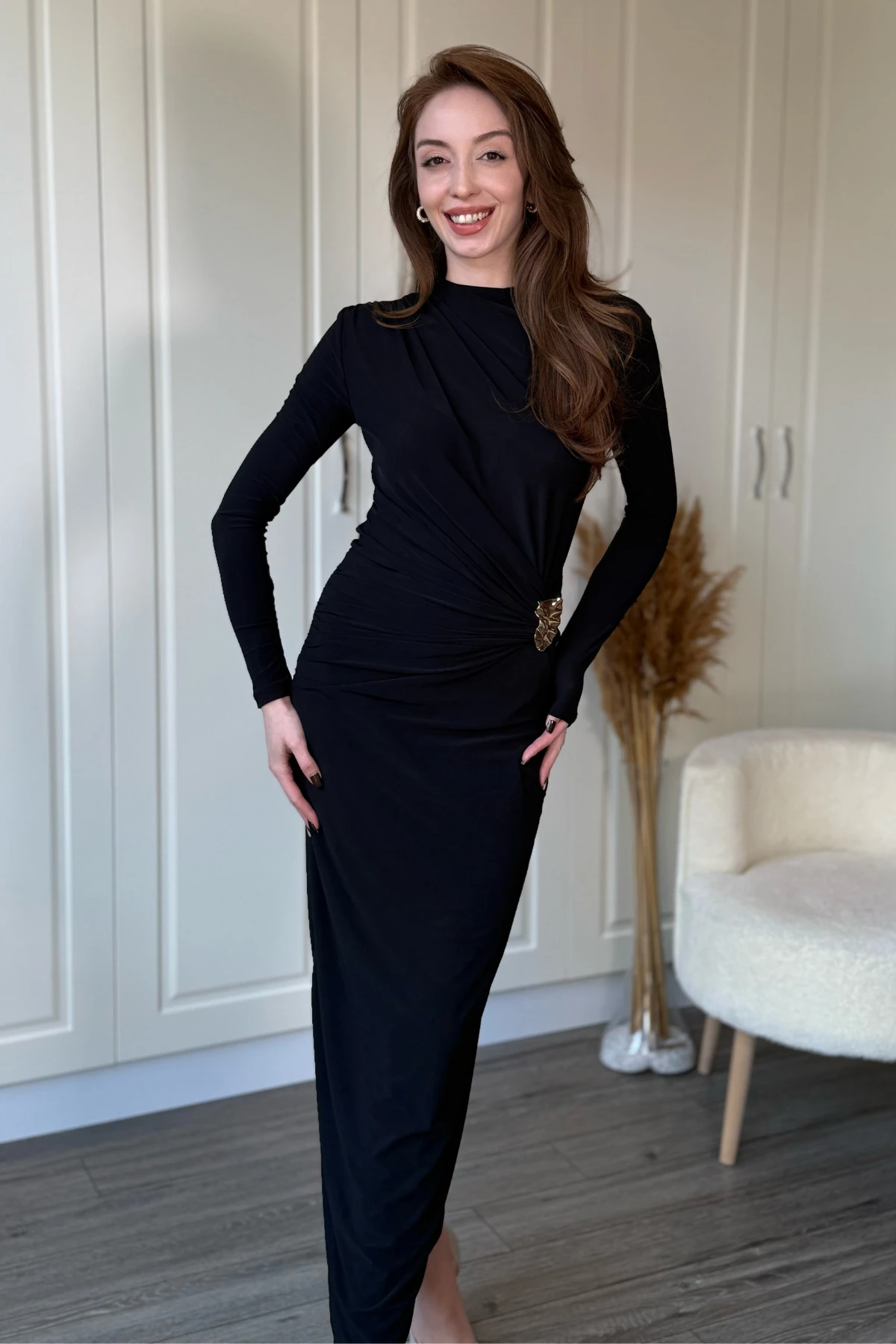 Omuz Drapeli Bel Aksesuarlı Maxi Elbise