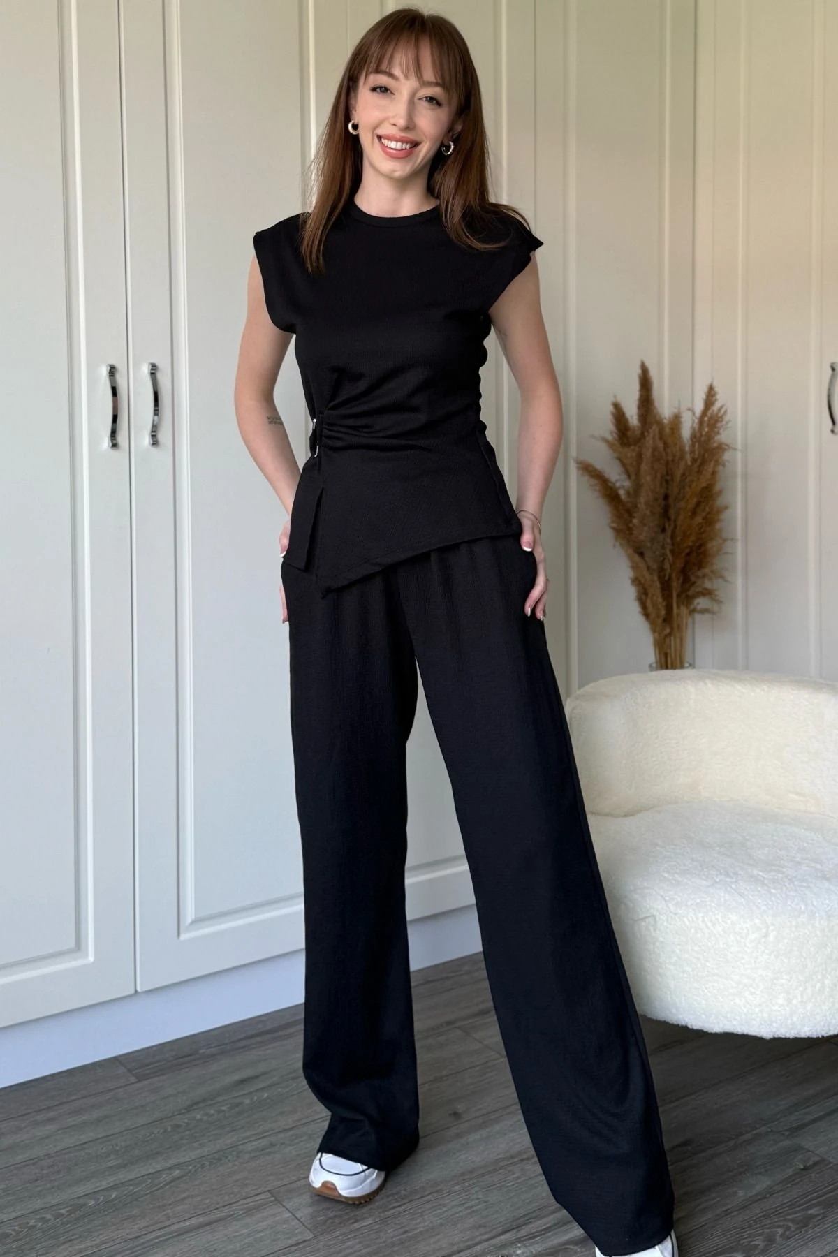 Aksesuar Detaylı Kahverengi Pantolon Takım