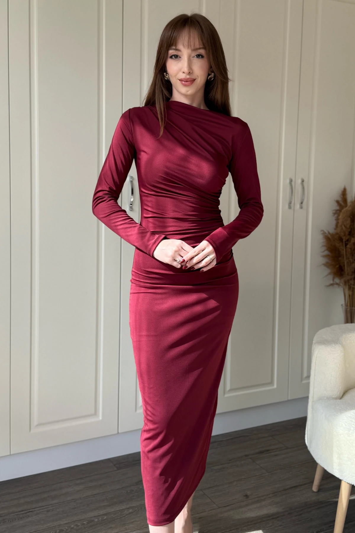 Zarif Drapeli Uzun Kollu Midi Bordo Elbise