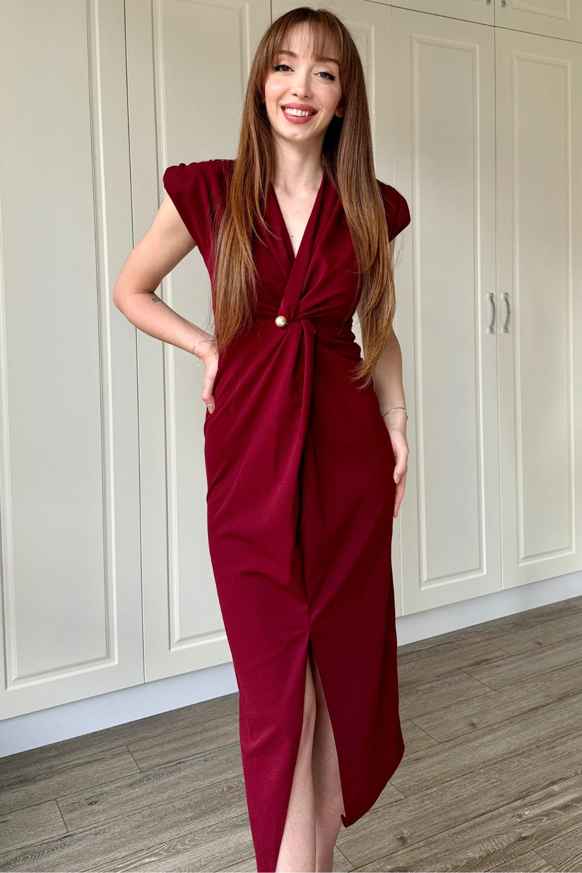 Kruvaze Yaka Vatkalı Incili Bordo Elbise