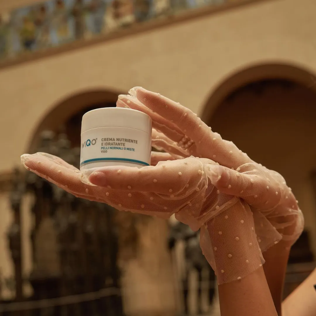 NOURISHING CREAM (Normal-Karma Ciltler)