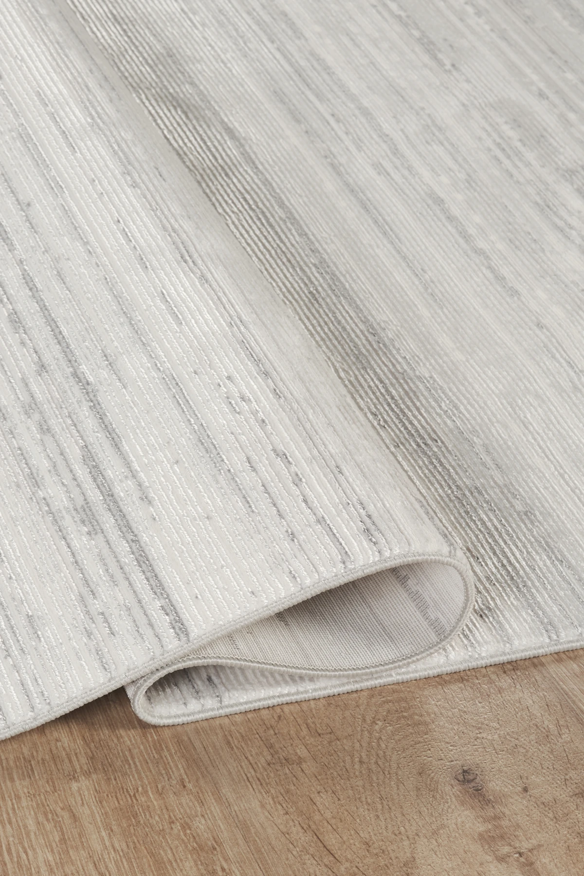 Düz ve Şık Desen, Yıkanabilir, Kaydırmaz, Toz Tutmaz Kadife Halı - Gri