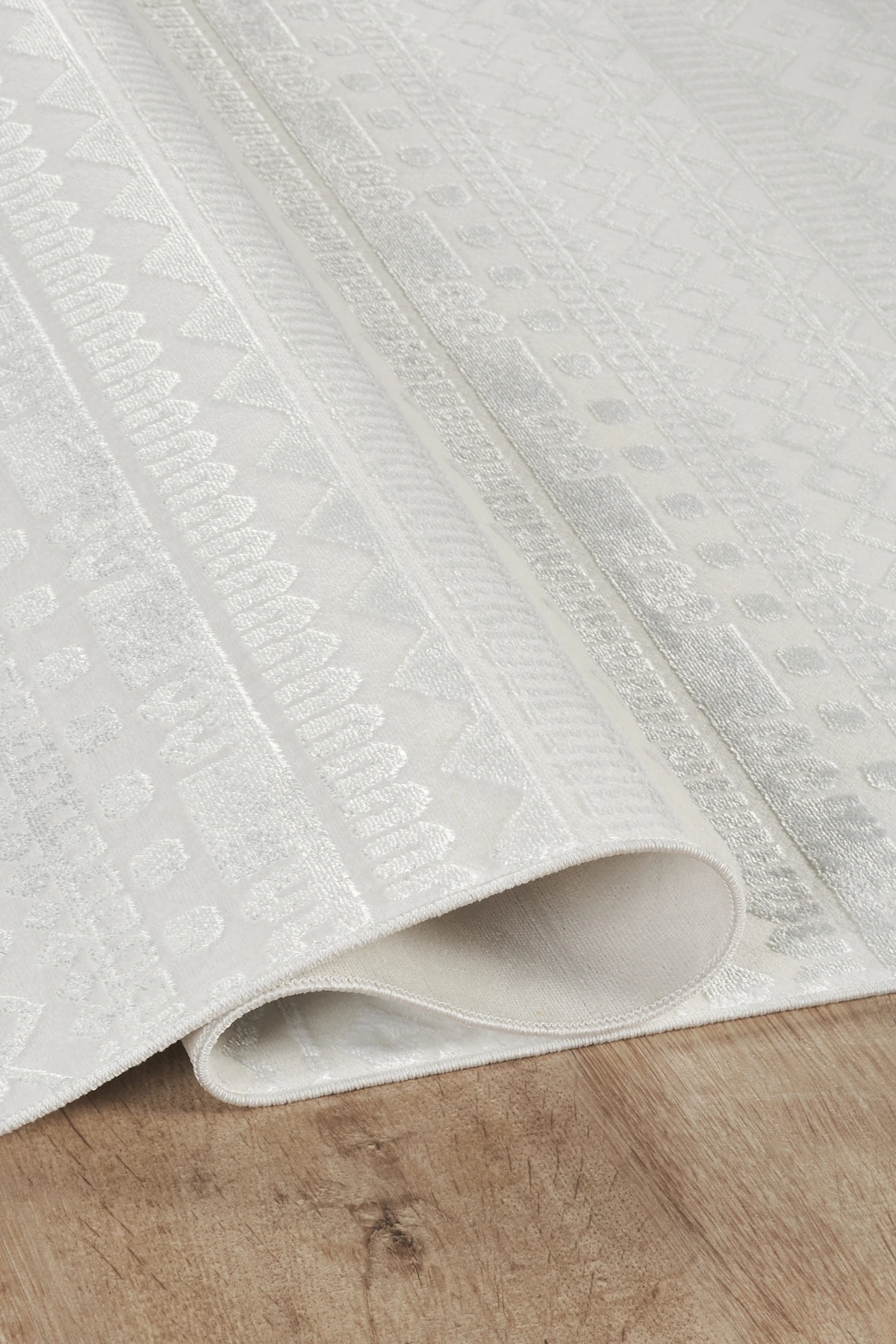 Kilim Desen İnce Salon Yolluk Kadife Halı - Beyaz