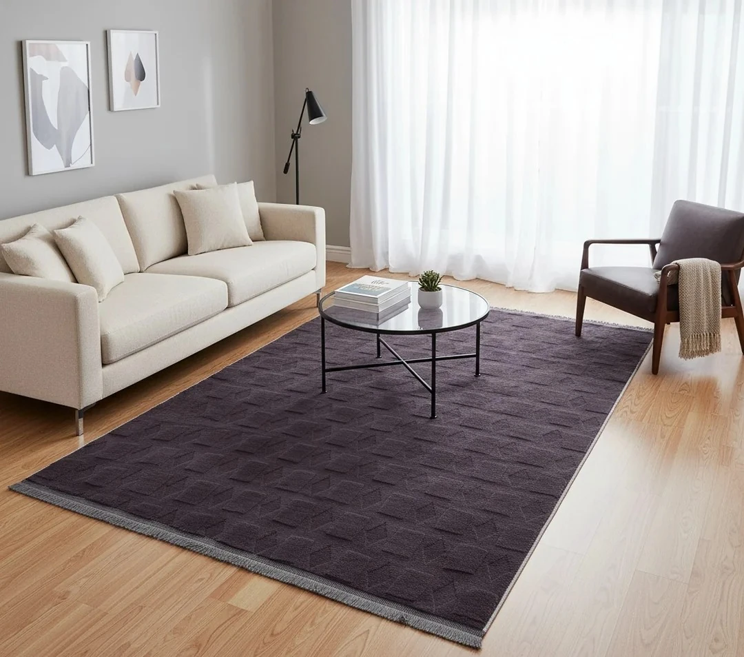 Kaydırmaz Taban Desenli Peluş Halı – Yumuşak Dokulu, Makinada Yıkanabilir, Toz Tutmaz, Modern Ev Halısı