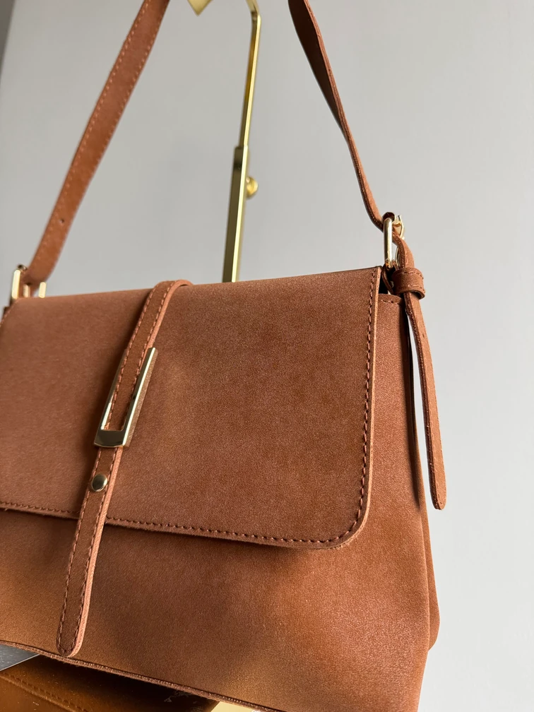 Burgos  Kapaklı Süet  Günlük  El ve omuz Bayan Çanta taba