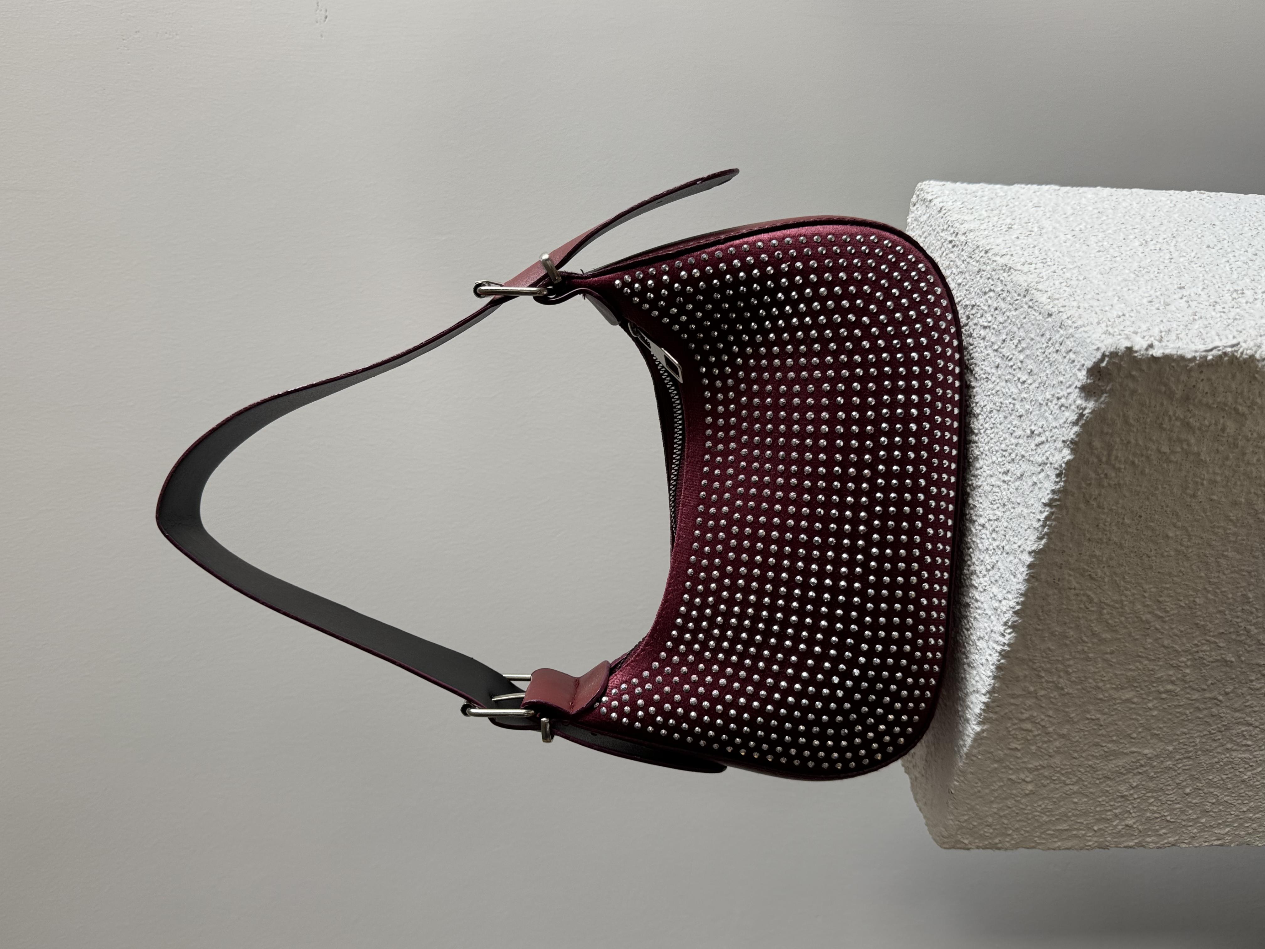 Oviedo Tek Kol Taşlı Baget Omuz Bayan Çantası Siyah