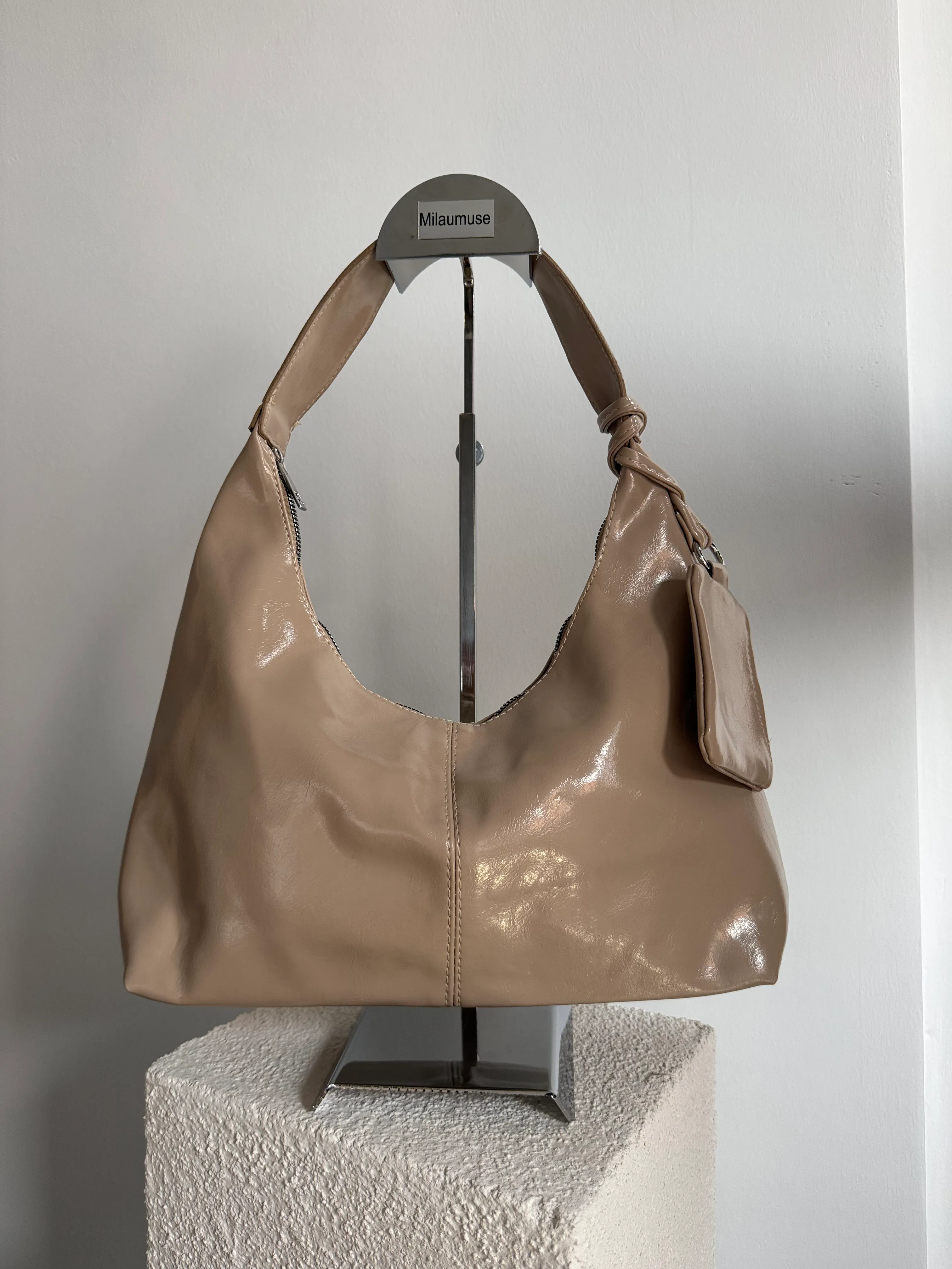 Valensiya Çatlak Görünümlü Rugan  El ve Baget Bayan Çanta Bej