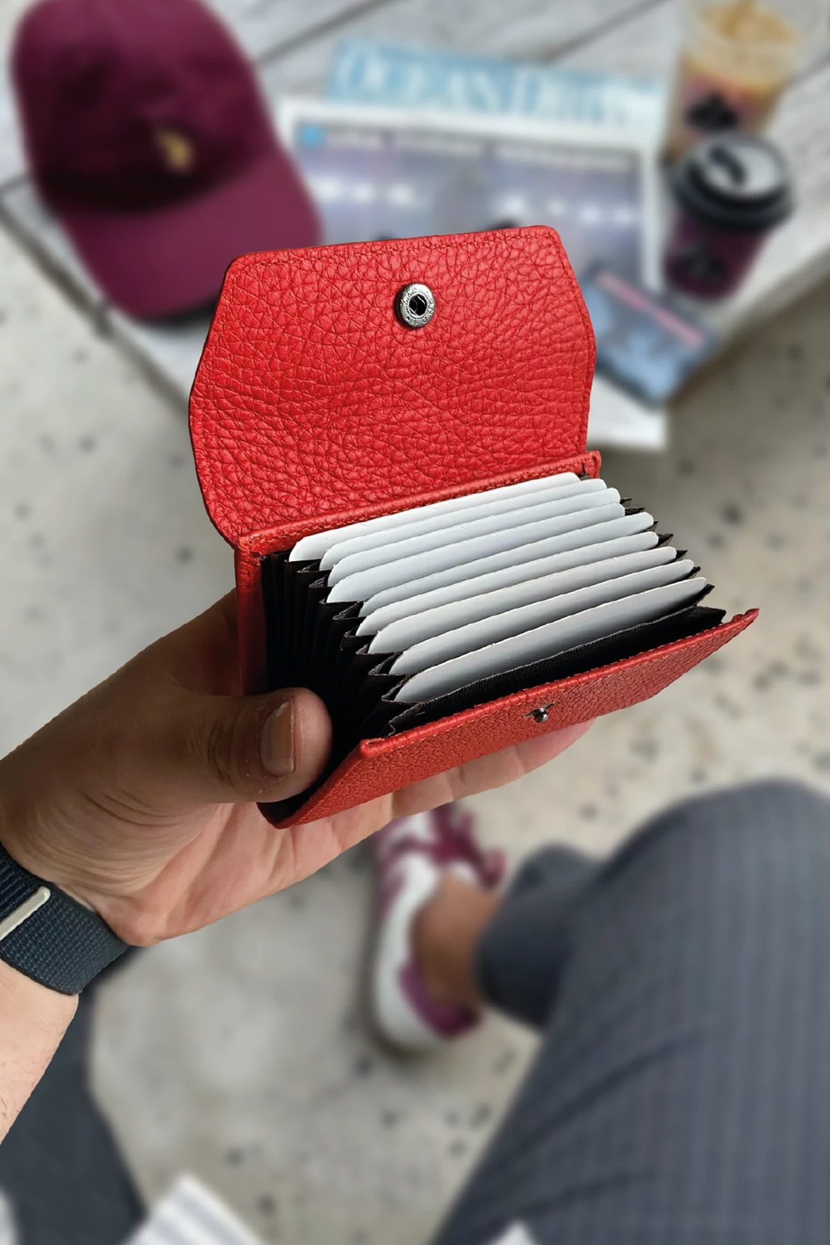 HAKİKİ DERİ AKORDİYON KARTLIK - Kırmızı