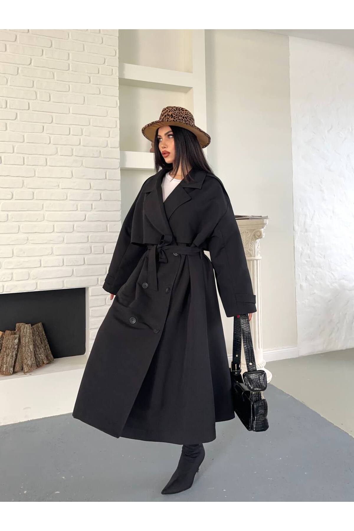 Pelerinli Düğmeli Kuşaklı Trençkot