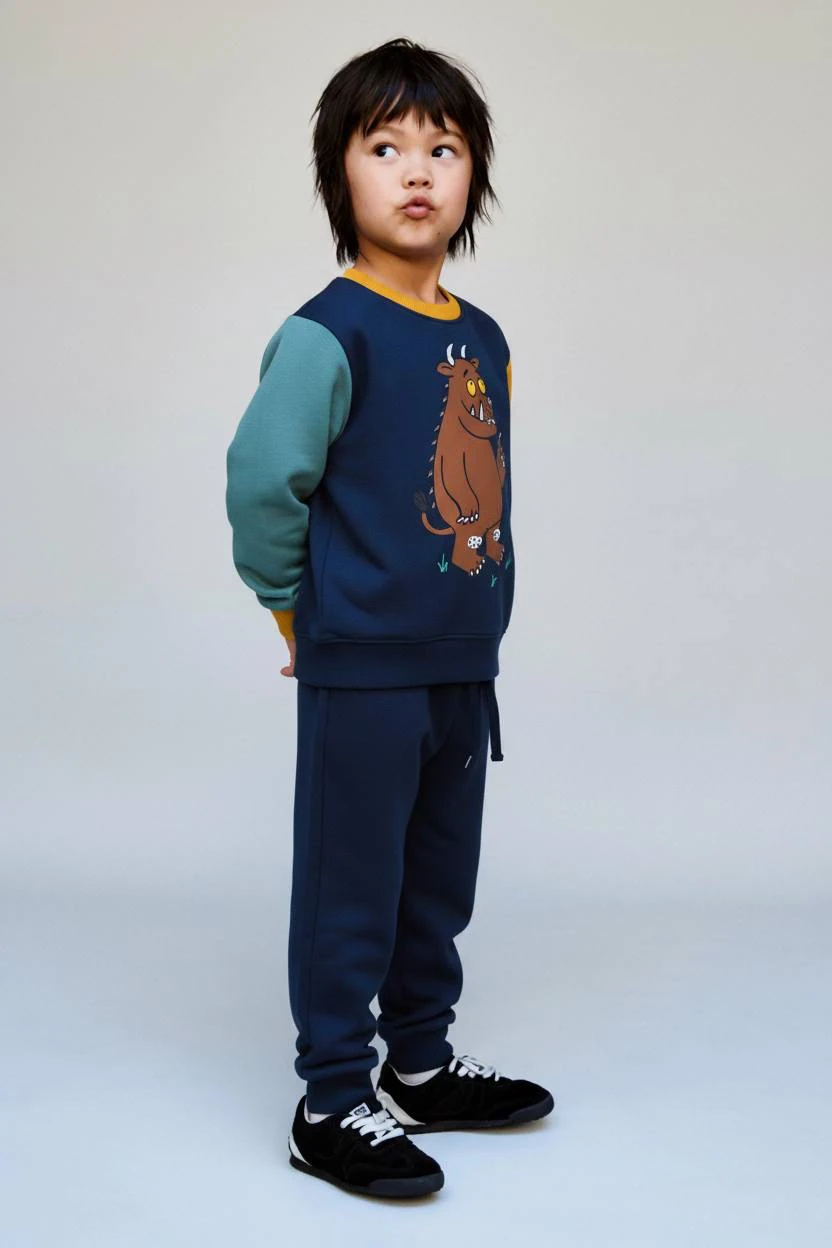 Canavar Desenli Takım