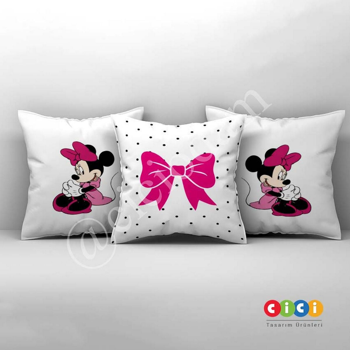 Pembe Puantiyeler ve Seksek Oyun Kırlent Kılıfı