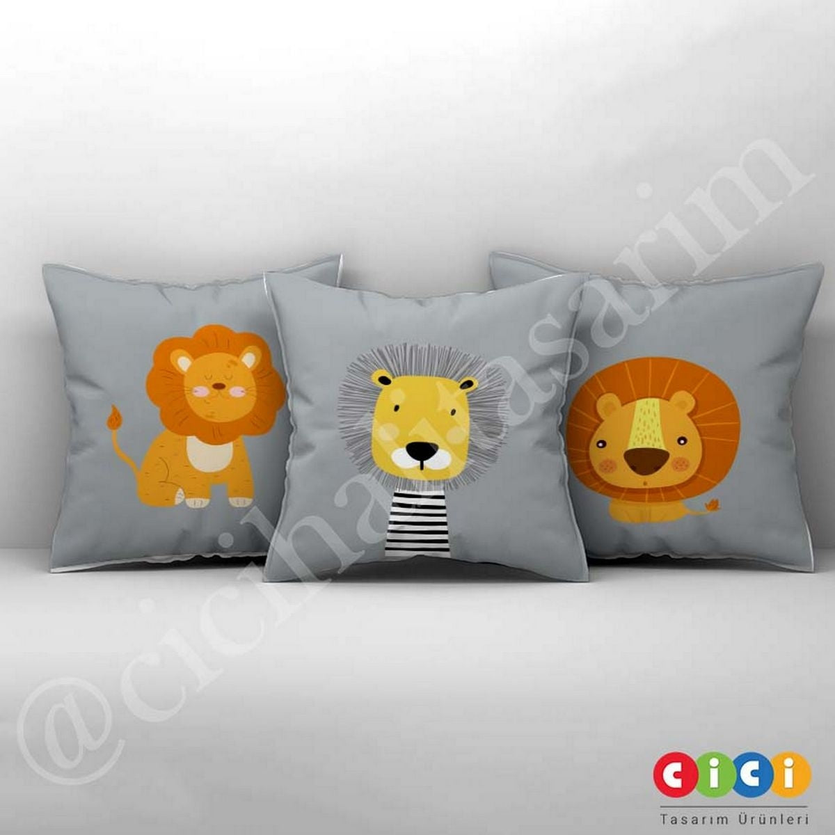 Siyah Beyaz Aslan Kırlent Kılıfı