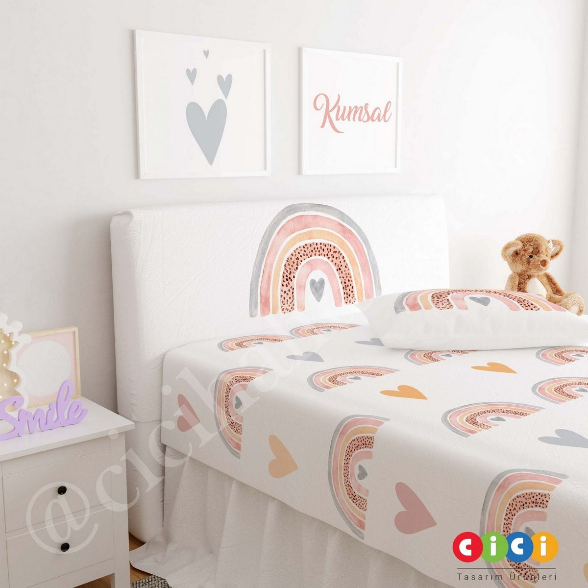 Gökkuşağı Kalpler ve Seksek Başlık Kılıfı