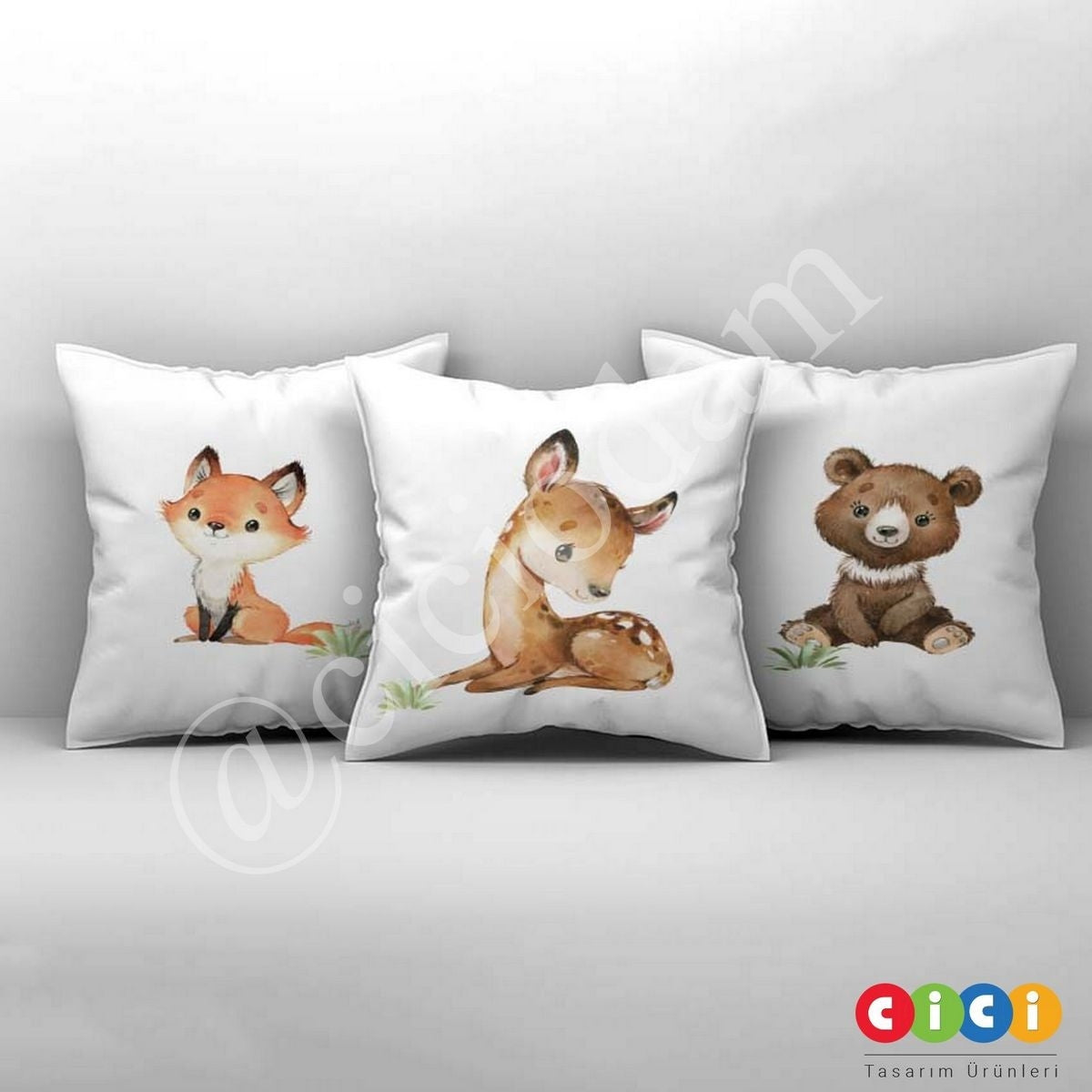 Sevimli Ayıcık Ceylan Tilki ve Yıldızlı Kırlent Kılıfı