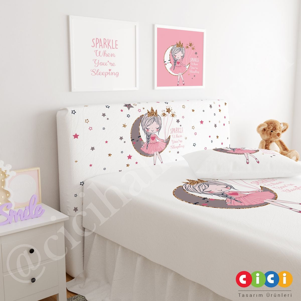 Beyaz Ayda Uyuyan Kız Başlık Kılıfı