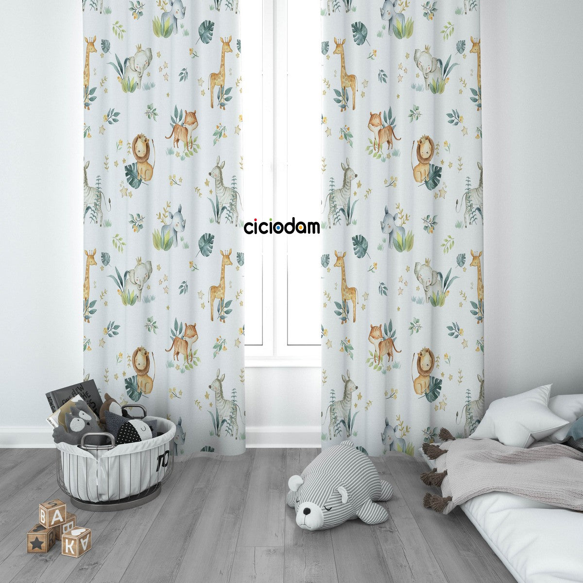 Aslanlı Zürafalı Tilkili Zebralı Filli Çocuk Odası Perdesi 4214