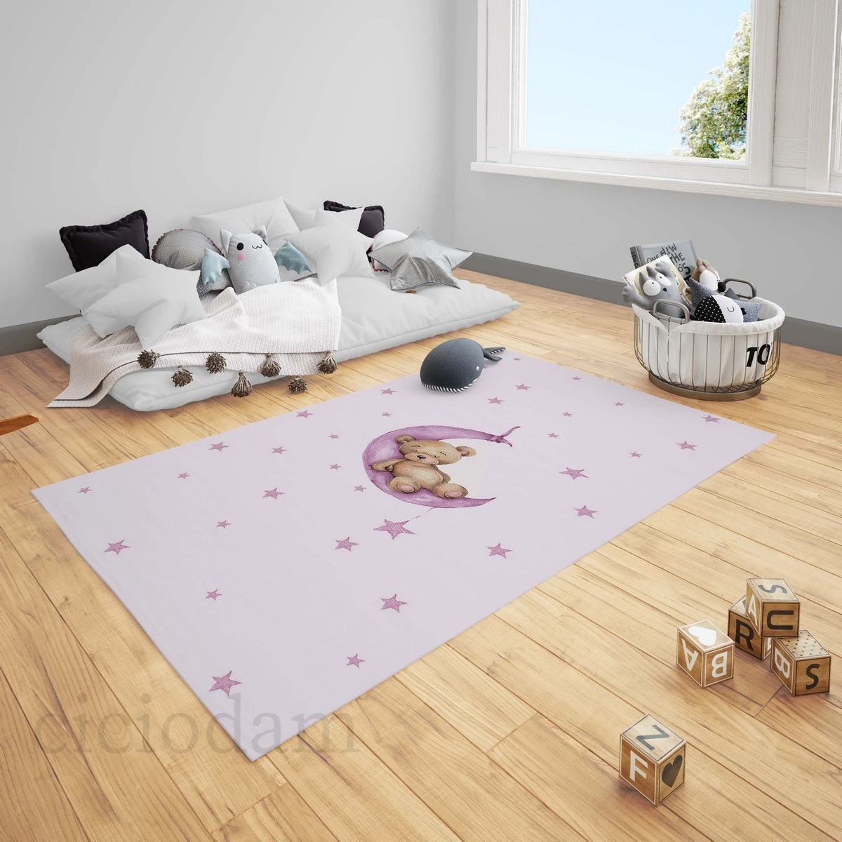 Ayda Uyuyan Sevimli Ayıcık ve Yıldızlar Çocuk Halısı