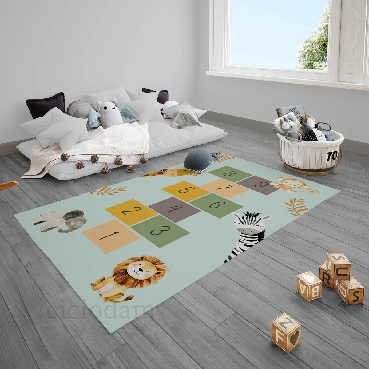 Aslanlı Zürafalı Zebralı Filli Maymunlu Seksek Çocuk Halısı