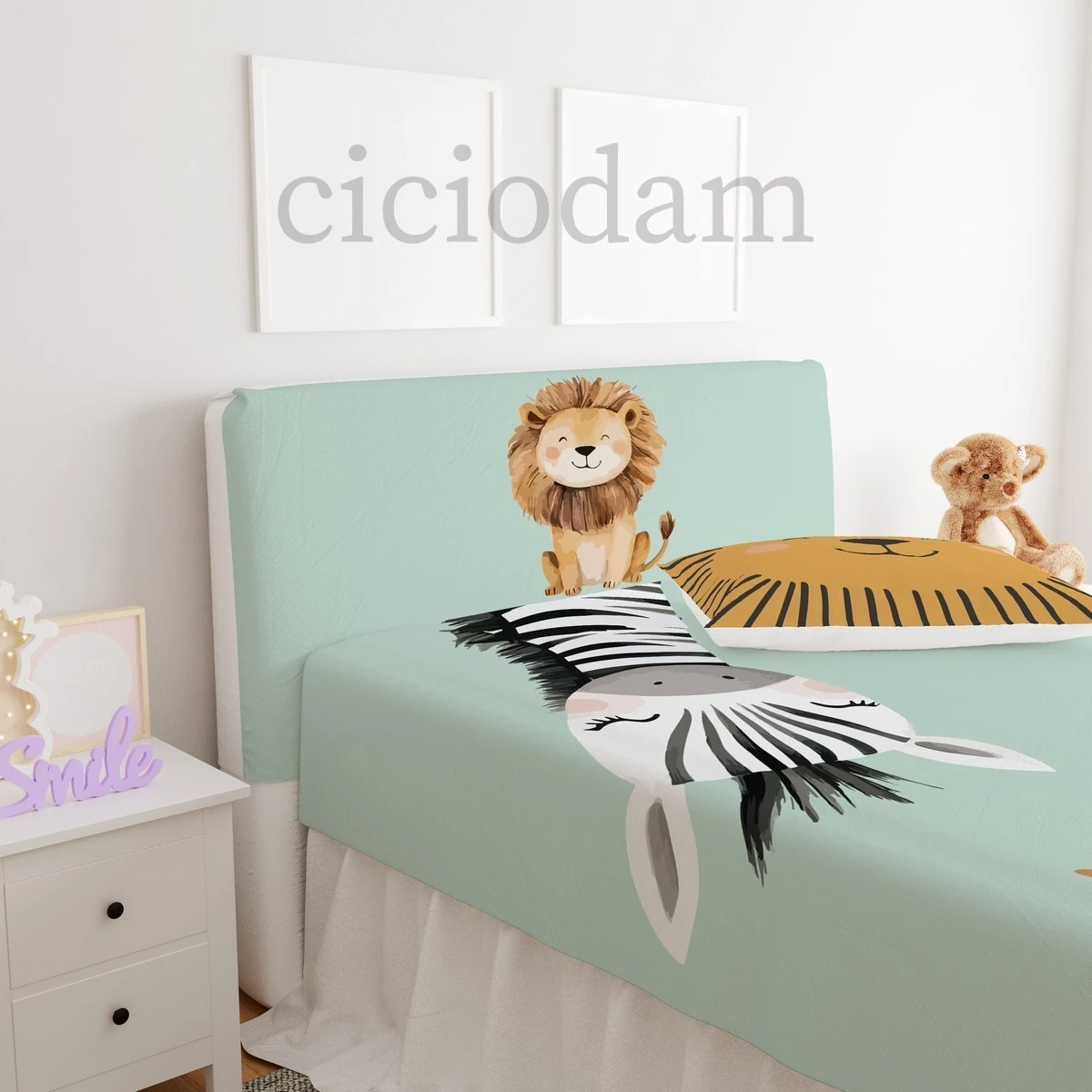 Aslanlı Zürafalı Zebralı Filli Maymunlu Başlık Kılıfı