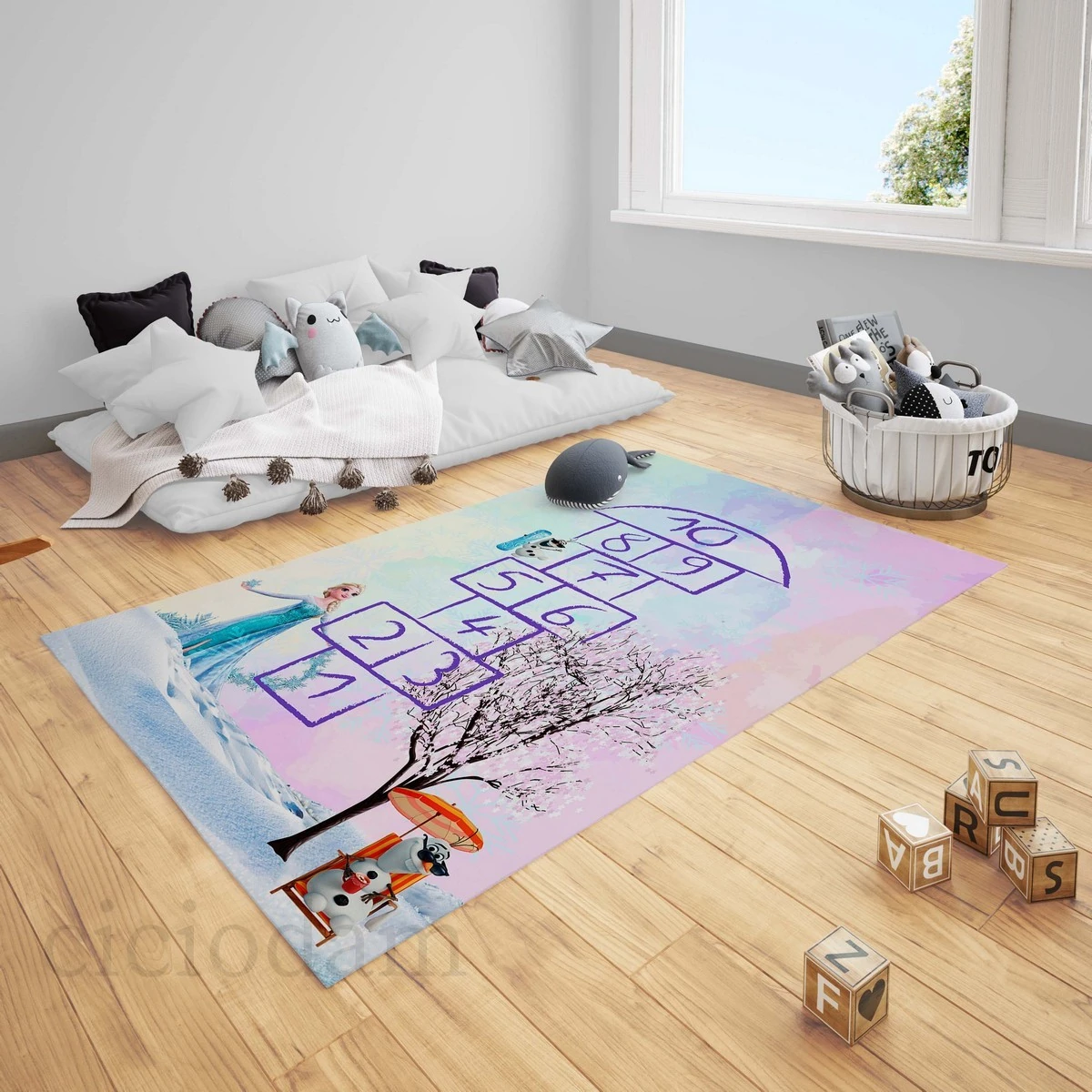 Elsa Pembe Ağaç ve Seksek Oyun Çocuk Halısı