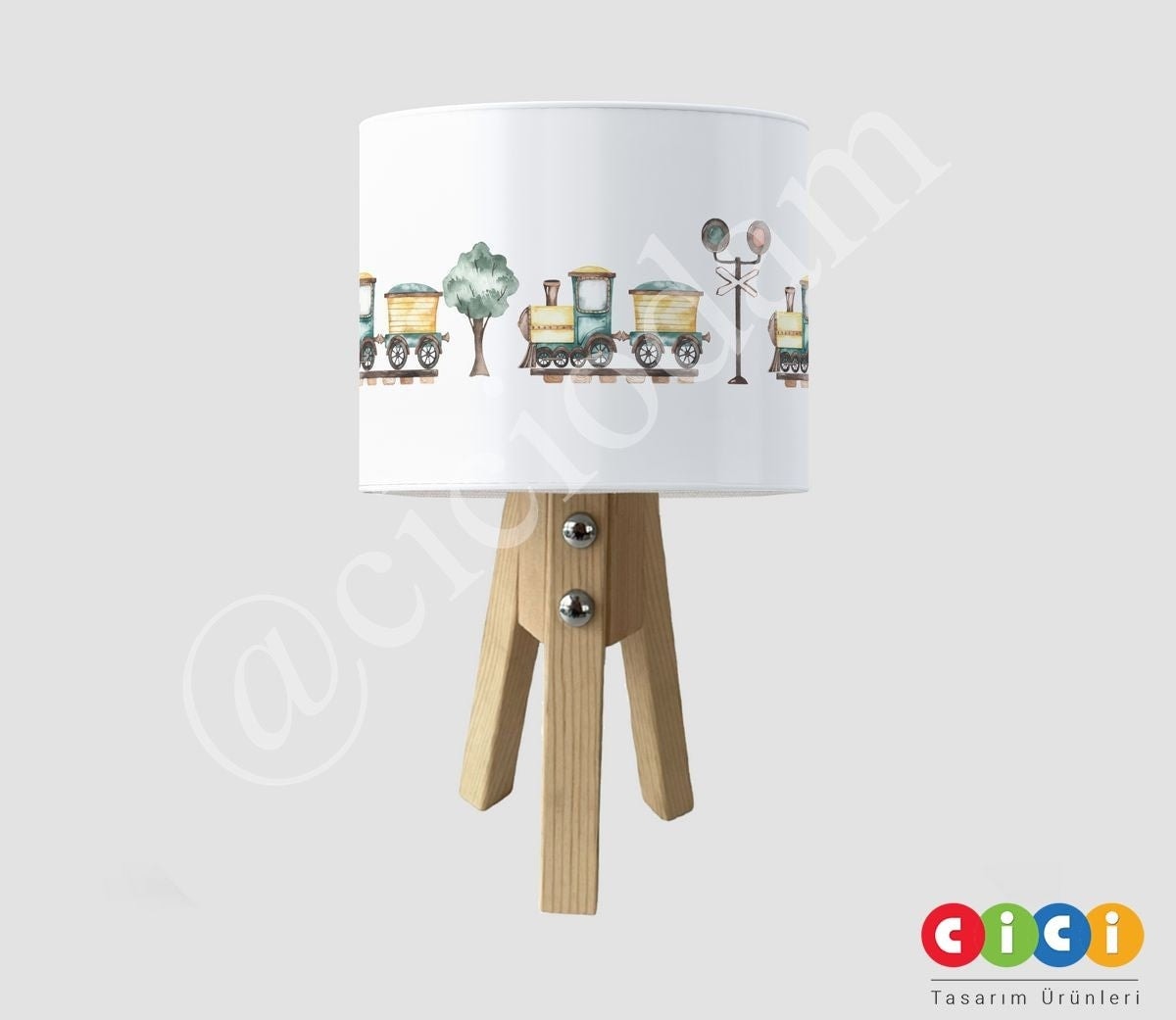 Suluboya Trenler ve Bulutlar 4018 Çocuk Odası Abajur