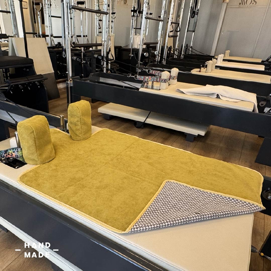 Non-Slip Reformer Pilates Towel - Hardal Sarısı