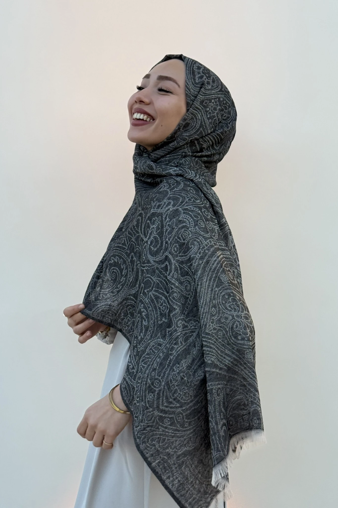 Ethnic Pattern Cashmere Scarf