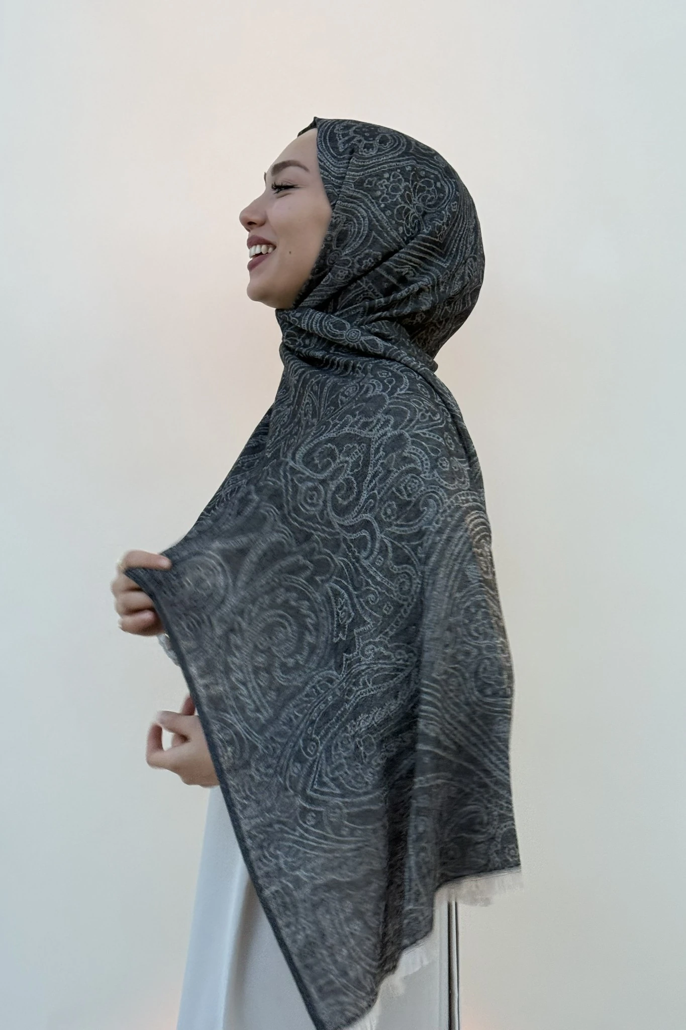 Ethnic Pattern Cashmere Scarf
