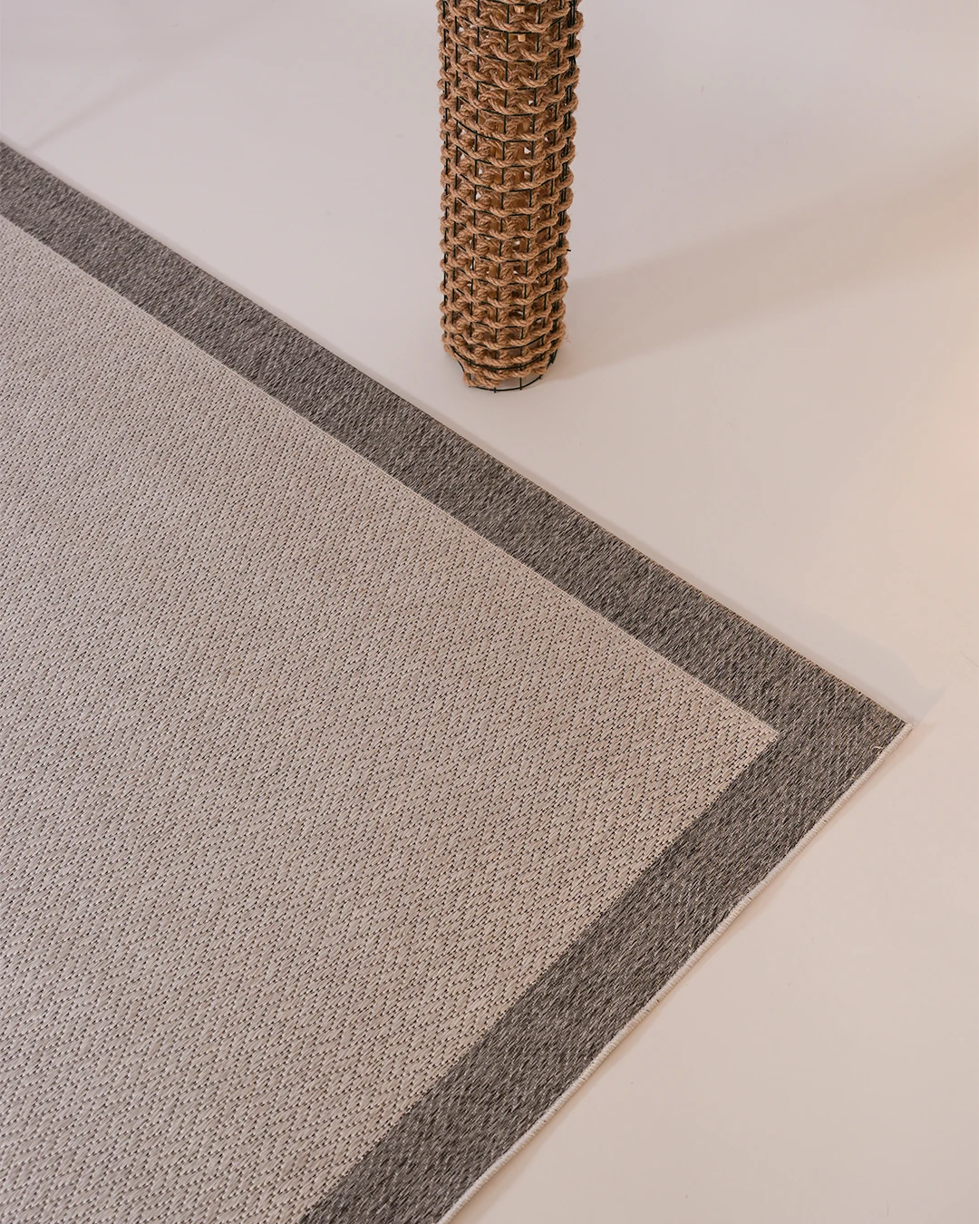 Arzen Sisal Serisi Antrasit Bordür Gri Tasarım Sisal Halı