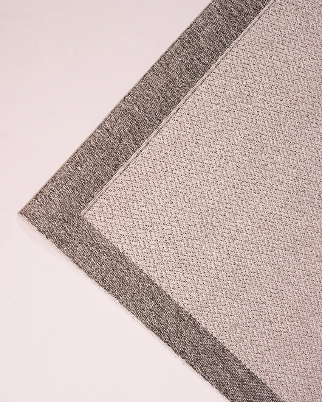 Arzen Sisal Serisi Antrasit Bordür Gri Tasarım Sisal Halı