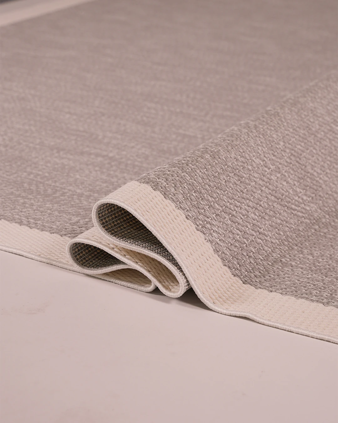 Arzen Sisal Serisi Beyaz Bordür  Gri Tasarım Sisal Halı -EZ07