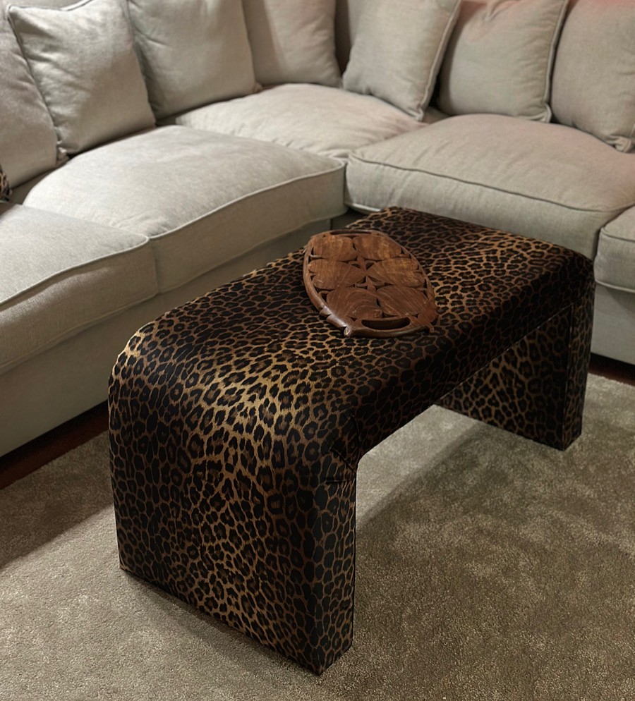 Leopar Bench