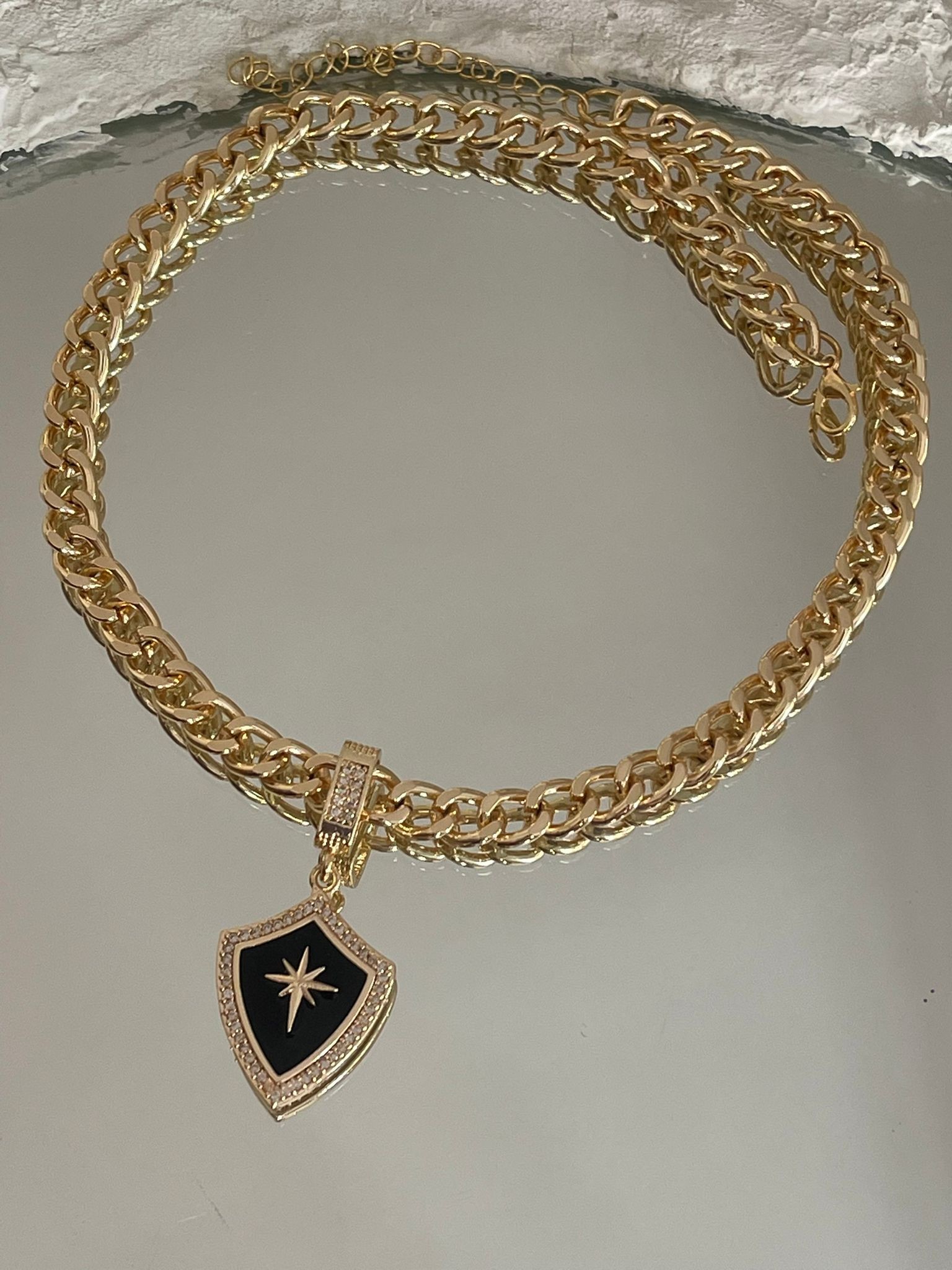 Marka Model Kolye