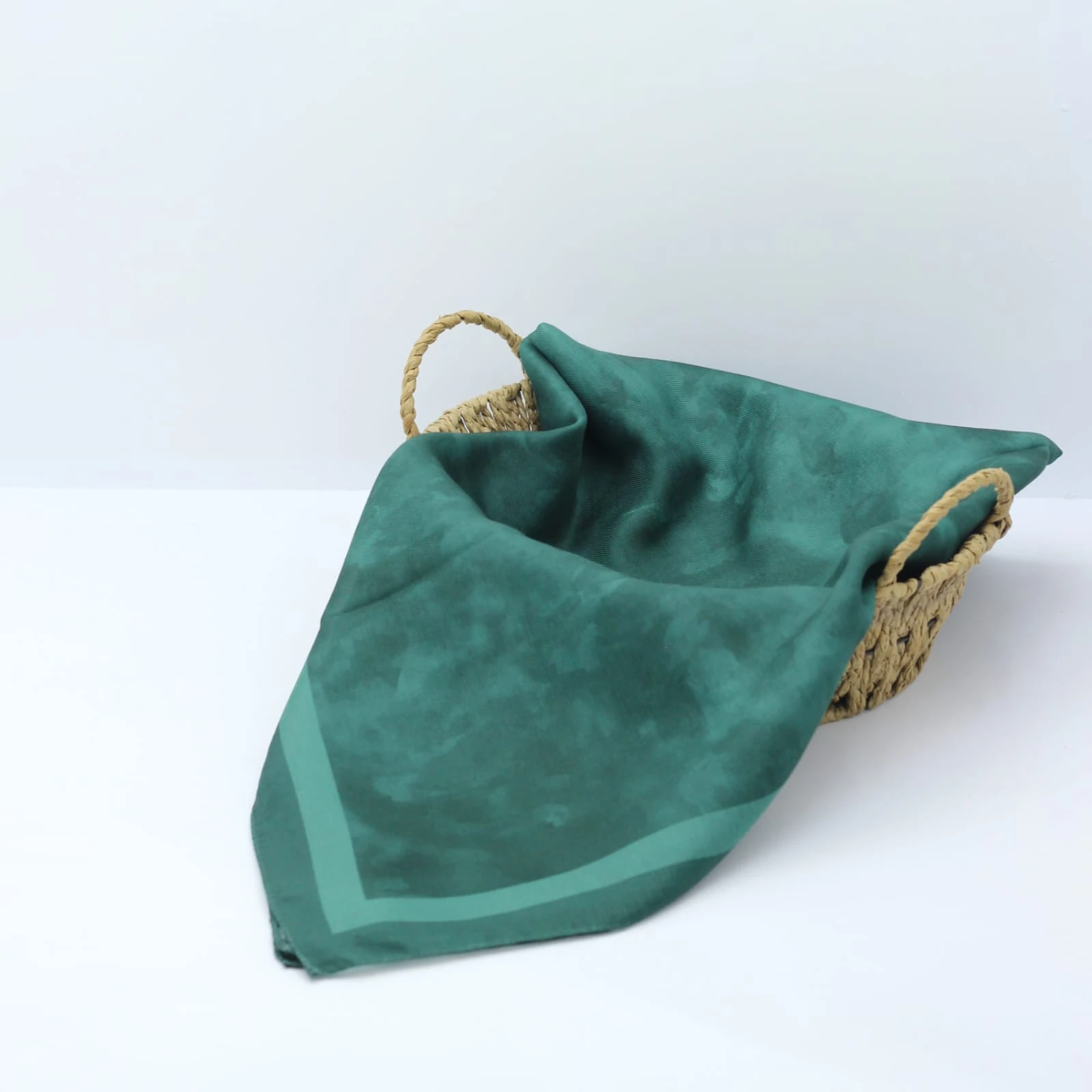 Pamuklu Soft Eşarp / Zümrüt Yeşili