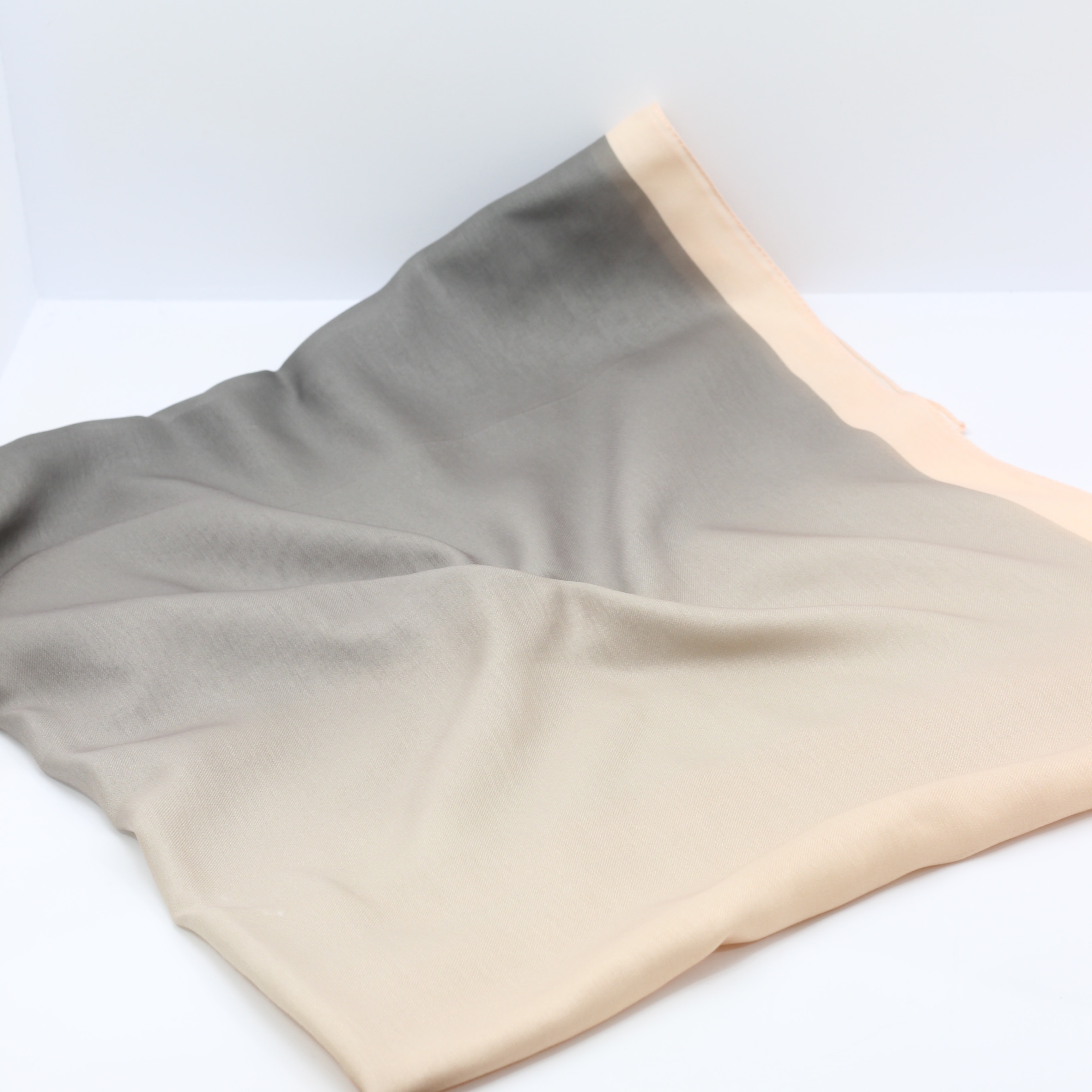 Degrade / Pamuklu Soft Eşarp