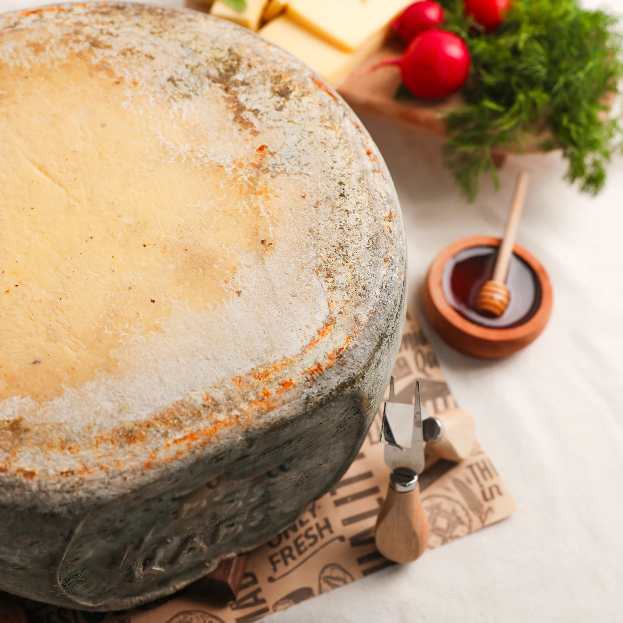 Kars Eski Kaşar Peyniri (TEKER) 11 - 13 KG