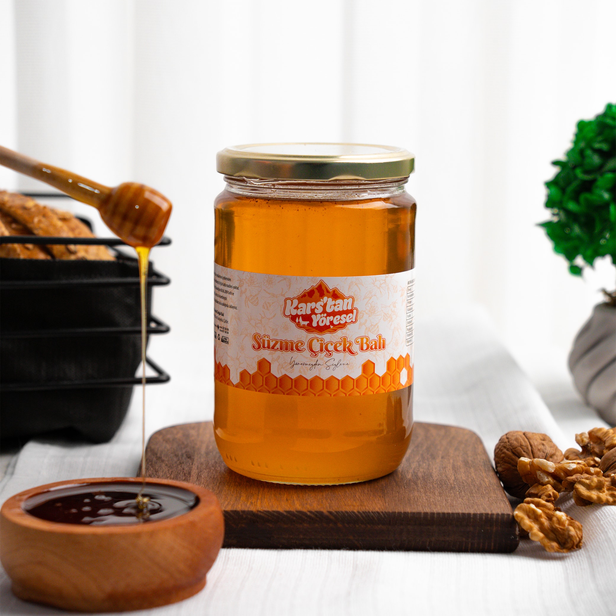 Kars Süzme Çiçek Balı - 1KG