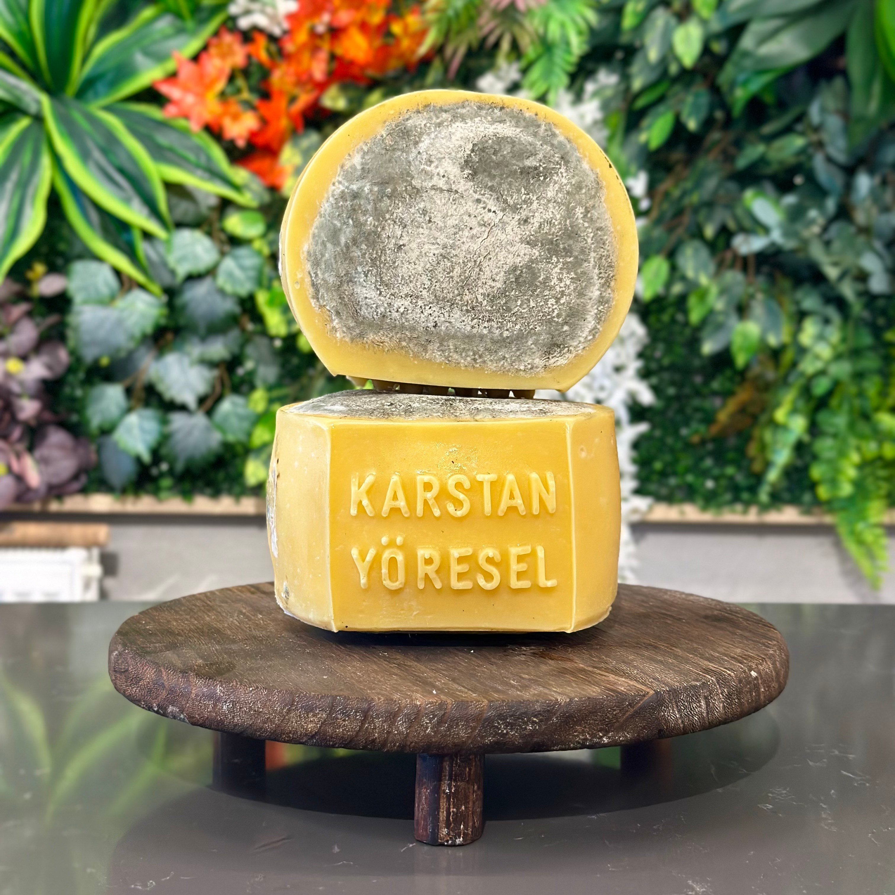 Şirden Mayalı 6 Ay Olgunlaştırılmış Kaşar Peyniri - 1.6-1.8KG