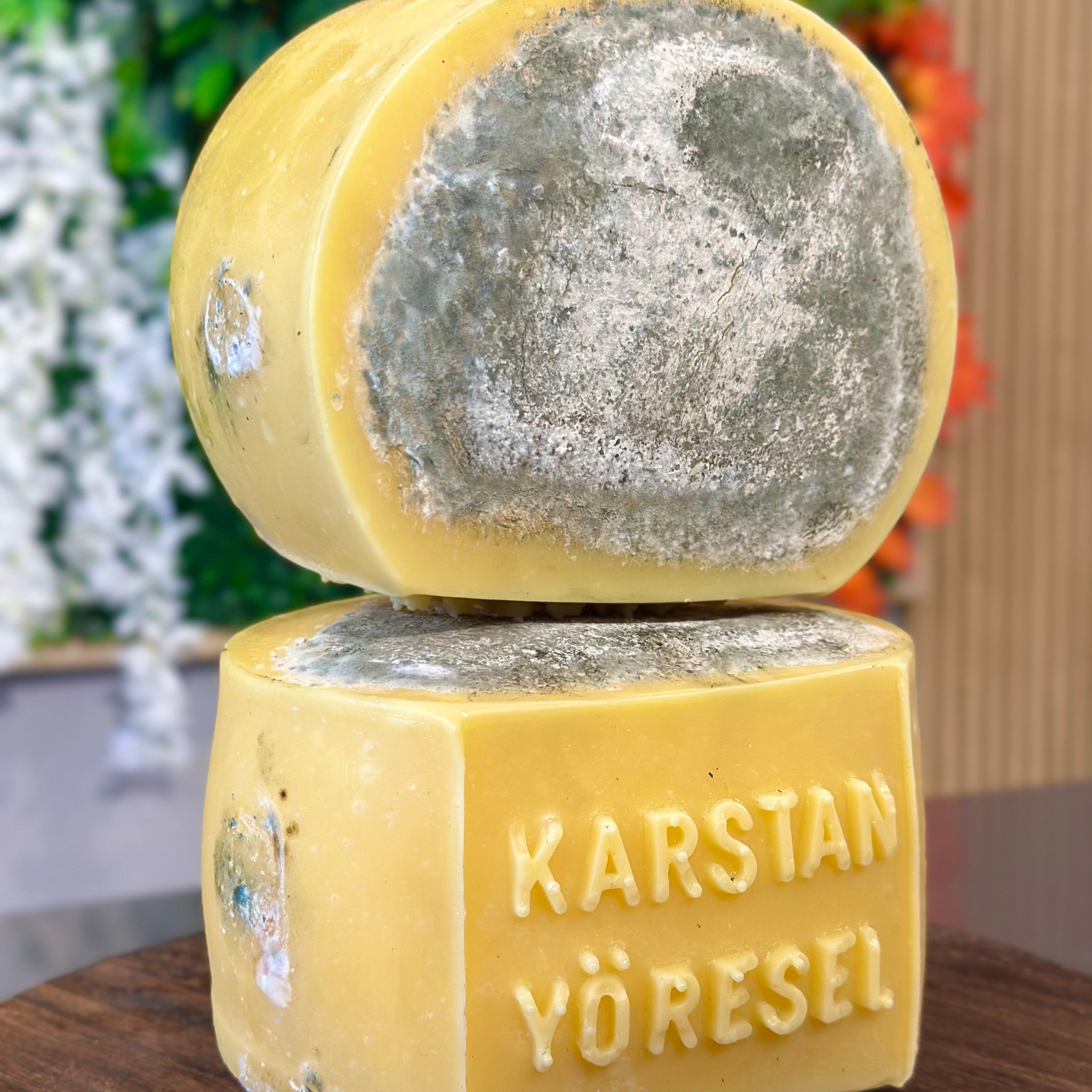 Şirden Mayalı 6 Ay Olgunlaştırılmış Kaşar Peyniri - 1.6-1.8KG